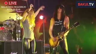 Download lagu SWEET CHILD O' MINE VERSI KOPLO. LIVE Balai Desa (Slash ft Fergie) mp3