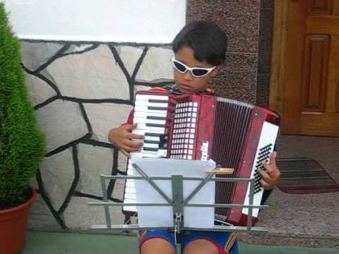 BARCENA DE LA ABADÍA - EL GITANILLO Y SU ACORDEÓN