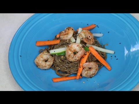 杏仁黃油蕎麥麵配蒜蓉蝦仁面 (Almond Butter Soba Noodles with Garlic Shrimp)