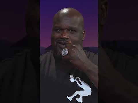 Shaq randomly found David Beckham’s wallet 💰 #davidbeckham #shaq #latelateshow