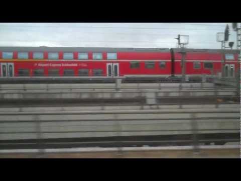 Wettfahrt zwischen S-Bahn und RE auf der Berliner Stadtbahn