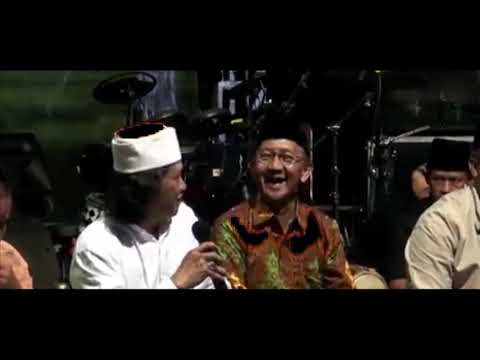 <p>ACUAN JADWAL RUTIN<br />
Padhangmbulan Jombang setiap tanggal 15 bulan Jawa (malam bulan purnama)<br />
Mocopat Syafaat Yogyakarta setiap tanggal 17<br />
Kenduri Cinta Jakarta setiap hari Jumat minggu kedua<br />
Gambang Syafaat Semarang setiap tanggal 25<br />
Bangbang Wetan Surabaya berlangsung sehari setelah Padhangmbulan<br />
Acara rutin berlangsung mulai jam 20:00 WIB</p>
<p>Di luar jadwal di atas, Maiyahan Rutin juga berlangsung di beberapa kota seperti di Makassar, Magelang, Purwokerto, Madiun, Malang, Lampung, Bandung, Pekalongan, Pemalang, Blitar, Wonosobo dll yang berlangsung secara rutin maupun tentatif. Jadwal bisa dilihat melalui akun-akun Lingkar Maiyah.</p>
<p>KONTAK RESMI<br />
CakNun.com<br />
Rumah Maiyah<br />
Progress (Sekretariat Emha Ainun Nadjib dan KiaiKanjeng)<br />
Jl. Wates km 2,5 Gg. Barokah No. 287 Kadipiro, Bantul, Yogyakarta, Indonesia, 55182<br />
Telp : +62 811267362<br />
Fax : +62 274618810<br />
Email : redaksi@caknun.com</p>
<p>LINK RESMI<br />
caknun.com/<br />
kiaikanjeng.com/<br />
youtube.com/c/caknundotcom<br />
facebook.com/caknundotcom<br />
twitter.com/caknundotcom<br />
instagram.com/caknundotcom<br />
open.spotify.com/show/3iHcSqyib4Rz9BxBdx10y2</p>
<p>#caknun2021 #caknun2020 #caknunterbaru2021 #caknunterbaru #caknunlucu #caknunterbaru2020 #caknunmusikharam #caknundangusdur #caknunemosi #caknunmotivasi apakah cak nun warga psht, apakah cak nun di vaksin, apakah cak nun masih hidup, apakah cak nun sudah vaksin, bagaimana cak nun selalu aman kritik pemerintah, istri cak nun berapa, cak nun dimana letak allah, cak nun allah dimana, cak nun mondok dimana, kenapa cak nun aman kritik pemerintah, kenapa cak nun bercerai, kenapa cak nun membenci jokowi, cak nun kenapa harus aku, kenapa harus cak nun, cak nun kenapa masjid ditutup, mengapa cak nun aman mengkritik pemerintah, siapa cak nun sebenarnya, siapa cak nun itu, siapa guru cak nun, untuk apa kuliah cak nun cak nun terbaru, cak nun sholawat, cak nun lucu, cak nun marah, cak nun maulid nabi, cak nun renungan, cak nun rokok, cak nun dan sujiwo tejo, cak nun aku wong jowo, cak nun ahmad dhani, cak nun arti kehidupan, cak nun abu nawas, cak nun adzan jawa, cak nun atheis, cak nun abah kirun, cak nun abdul somad, cak nun bid'ah, cak nun bersyukur, cak nun bid'ah lucu, cak nun bersholawat, cak nun bahas rokok, cak nun bahasa indonesia, cak nun barbara speed, cak nun bahasa inggris jokowi, cak nun cinta, cak nun corona, cak nun cerita tentang gus dur, cak nun channel, cak nun cinta mencintai, cak nun cerita sejarah, cak nun ceramah tentang kehidupan, cak nun ceramah di gereja, cak nun terbaru 2021, cak nun sujiwo tejo, cak nun debat, cak nun debat rokok, cak nun dan gus dur, cak nun dan gus baha, cak nun dan kiaikanjeng, cak nun disantet, cak nun debat dengan pemuda sombong, cak nun d, cak nun emosi, cak nun ebiet, cak nun emha ainun najib, cak nun eko tunas, cak nun esuk esuk tuku lengo, cak nun ejek jokowi, cak nun elite global, cak nun ekonomi, cak nun lagu e dayohe teko, cak nun full ceramah, cak nun full album, cak nun full ceramah lucu, cak nun filsafat, cak nun filosofi orang jawa, cak nun fpi, cak nun fala ubali, cak nun ful, cak nun gus dur, cak nun gus baha, cak nun gunung lawu, cak nun gus mus, cak nun gus dur lucu, cak nun gus miftah, cak nun gunung merapi, cak nun g30s, cak nun tentang ebiet g ade, cak nun duet ebiet g ade, cak nun hasbunallah, cak nun hidup, cak nun habib rizieq, cak nun hasbunallah wanikmal wakil, cak nun habib jafar, cak nun habib syech, cak nun hukum rokok, cak nun hidup tenang, kh cak nun, cak nun dan kh agus sunyoto, kh muzammil cak nun, kh kanjeng cak nun, cak nun dan kh maimun zubair, cak nun dan kh anwar zahid, kh budi harjono cak nun, cak nun dan kh said aqil, cak nun ilahilas, cak nun ikhlas, cak nun iblis, cak nun indonesia, cak nun ibu, cak nun ilc, cak nun iblis tanah jawa, cak nun indra sjafri, cak nun jawa, cak nun jokowi, cak nun jodoh dicari atau ditunggu, cak nun jaman wis akhir, cak nun jin, cak nun jokowi bahasa inggris, cak nun jawa dan islam, cak nun jowo, dj sholawat cak nun, lir ilir cak nun dj, cak nun kiai kanjeng, cak nun kritik pemerintah, cak nun kenduri cinta, cak nun kehidupan, cak nun kiai kanjeng sholawat, cak nun ketenangan hati, cak nun kirun, cak nun kejawen, cak nun lir ilir, cak nun lucu ngakak, cak nun lagu, cak nun lucu terbaru, cak nun lir ilir gamelan, cak nun lucu banget, cak nun lucu terbaru 2021, cak nun musik haram, cak nun maiyah, cak nun marah kepada pemuda, cak nun mata najwa, cak nun motivasi hidup, cak nun menangis, cak nun m kace, cak nun ngaji, cak nun najwa shihab, cak nun nyanyi, cak nun nyi roro kidul, cak nun nasehat hidup, cak nun nelayan cemen, cak nun novia kolopaking, cak nun ngakak, cak nun orang jawa, cak nun official, cak nun ojo nangis, cak nun orang gila nyanyi, cak nun ora ngopi ora ngrokok, cak nun orasi, cak nun ojo rumongso biso, cak nun orde baru, cak nun psht, cak nun pak harto, cak nun petruk dadi ratu, cak nun pernikahan, cak nun padang bulan, cak nun piweling maiyah, cak nun puisi,</p>
<p>ACUAN JADWAL RUTIN<br />
Padhangmbulan Jombang setiap tanggal 15 bulan Jawa (malam bulan purnama)<br />
Mocopat Syafaat Yogyakarta setiap tanggal 17<br />
Kenduri Cinta Jakarta setiap hari Jumat minggu kedua<br />
Gambang Syafaat Semarang setiap tanggal 25<br />
Bangbang Wetan Surabaya berlangsung sehari setelah Padhangmbulan<br />
Acara rutin berlangsung mulai jam 20:00 WIB</p>
<p>Di luar jadwal di atas, Maiyahan Rutin juga berlangsung di beberapa kota seperti di Makassar, Magelang, Purwokerto, Madiun, Malang, Lampung, Bandung, Pekalongan, Pemalang, Blitar, Wonosobo dll yang berlangsung secara rutin maupun tentatif. Jadwal bisa dilihat melalui akun-akun Lingkar Maiyah.</p>
<p>KONTAK RESMI<br />
CakNun.com<br />
Rumah Maiyah<br />
Progress (Sekretariat Emha Ainun Nadjib dan KiaiKanjeng)<br />
Jl. Wates km 2,5 Gg. Barokah No. 287 Kadipiro, Bantul, Yogyakarta, Indonesia, 55182<br />
Telp : +62 811267362<br />
Fax : +62 274618810<br />
Email : redaksi@caknun.com</p>
<p>LINK RESMI<br />
caknun.com/<br />
kiaikanjeng.com/<br />
youtube.com/c/caknundotcom<br />
facebook.com/caknundotcom<br />
twitter.com/caknundotcom<br />
instagram.com/caknundotcom<br />
open.spotify.com/show/3iHcSqyib4Rz9BxBdx10y2</p>
<p>#caknun2021 #caknun2020 #caknunterbaru2021 #caknunterbaru #caknunlucu #caknunterbaru2020 #caknunmusikharam #caknundangusdur #caknunemosi #caknunmotivasi apakah cak nun warga psht, apakah cak nun di vaksin, apakah cak nun masih hidup, apakah cak nun sudah vaksin, bagaimana cak nun selalu aman kritik pemerintah, istri cak nun berapa, cak nun dimana letak allah, cak nun allah dimana, cak nun mondok dimana, kenapa cak nun aman kritik pemerintah, kenapa cak nun bercerai, kenapa cak nun membenci jokowi, cak nun kenapa harus aku, kenapa harus cak nun, cak nun kenapa masjid ditutup, mengapa cak nun aman mengkritik pemerintah, siapa cak nun sebenarnya, siapa cak nun itu, siapa guru cak nun, untuk apa kuliah cak nun cak nun terbaru, cak nun sholawat, cak nun lucu, cak nun marah, cak nun maulid nabi, cak nun renungan, cak nun rokok, cak nun dan sujiwo tejo, cak nun aku wong jowo, cak nun ahmad dhani, cak nun arti kehidupan, cak nun abu nawas, cak nun adzan jawa, cak nun atheis, cak nun abah kirun, cak nun abdul somad, cak nun bid'ah, cak nun bersyukur, cak nun bid'ah lucu, cak nun bersholawat, cak nun bahas rokok, cak nun bahasa indonesia, cak nun barbara speed, cak nun bahasa inggris jokowi, cak nun cinta, cak nun corona, cak nun cerita tentang gus dur, cak nun channel, cak nun cinta mencintai, cak nun cerita sejarah, cak nun ceramah tentang kehidupan, cak nun ceramah di gereja, cak nun terbaru 2021, cak nun sujiwo tejo, cak nun debat, cak nun debat rokok, cak nun dan gus dur, cak nun dan gus baha, cak nun dan kiaikanjeng, cak nun disantet, cak nun debat dengan pemuda sombong, cak nun d, cak nun emosi, cak nun ebiet, cak nun emha ainun najib, cak nun eko tunas, cak nun esuk esuk tuku lengo, cak nun ejek jokowi, cak nun elite global, cak nun ekonomi, cak nun lagu e dayohe teko, cak nun full ceramah, cak nun full album, cak nun full ceramah lucu, cak nun filsafat, cak nun filosofi orang jawa, cak nun fpi, cak nun fala ubali, cak nun ful, cak nun gus dur, cak nun gus baha, cak nun gunung lawu, cak nun gus mus, cak nun gus dur lucu, cak nun gus miftah, cak nun gunung merapi, cak nun g30s, cak nun tentang ebiet g ade, cak nun duet ebiet g ade, cak nun hasbunallah, cak nun hidup, cak nun habib rizieq, cak nun hasbunallah wanikmal wakil, cak nun habib jafar, cak nun habib syech, cak nun hukum rokok, cak nun hidup tenang, kh cak nun, cak nun dan kh agus sunyoto, kh muzammil cak nun, kh kanjeng cak nun, cak nun dan kh maimun zubair, cak nun dan kh anwar zahid, kh budi harjono cak nun, cak nun dan kh said aqil, cak nun ilahilas, cak nun ikhlas, cak nun iblis, cak nun indonesia, cak nun ibu, cak nun ilc, cak nun iblis tanah jawa, cak nun indra sjafri, cak nun jawa, cak nun jokowi, cak nun jodoh dicari atau ditunggu, cak nun jaman wis akhir, cak nun jin, cak nun jokowi bahasa inggris, cak nun jawa dan islam, cak nun jowo, dj sholawat cak nun, lir ilir cak nun dj, cak nun kiai kanjeng, cak nun kritik pemerintah, cak nun kenduri cinta, cak nun kehidupan, cak nun kiai kanjeng sholawat, cak nun ketenangan hati, cak nun kirun, cak nun kejawen, cak nun lir ilir, cak nun lucu ngakak, cak nun lagu, cak nun lucu terbaru, cak nun lir ilir gamelan, cak nun lucu banget, cak nun lucu terbaru 2021, cak nun musik haram, cak nun maiyah, cak nun marah kepada pemuda, cak nun mata najwa, cak nun motivasi hidup, cak nun menangis, cak nun m kace, cak nun ngaji, cak nun najwa shihab, cak nun nyanyi, cak nun nyi roro kidul, cak nun nasehat hidup, cak nun nelayan cemen, cak nun novia kolopaking, cak nun ngakak, cak nun orang jawa, cak nun official, cak nun ojo nangis, cak nun orang gila nyanyi, cak nun ora ngopi ora ngrokok, cak nun orasi, cak nun ojo rumongso biso, cak nun orde baru, cak nun psht, cak nun pak harto, cak nun petruk dadi ratu, cak nun pernikahan, cak nun padang bulan, cak nun piweling maiyah, cak nun puisi,</p>