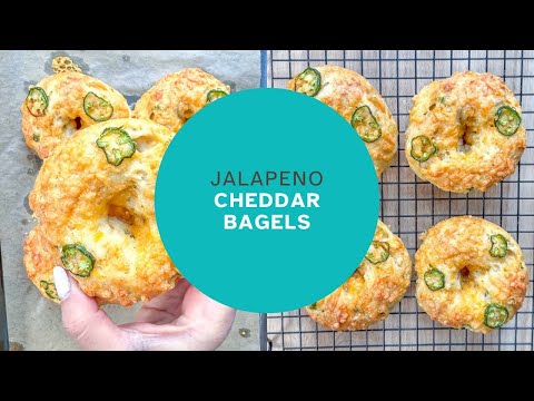 Jalapeno Cheddar Bagels