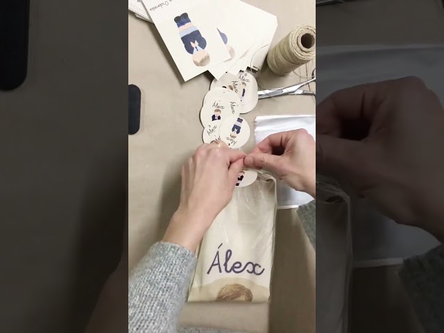 Vídeo relacionado con Genérico Bolsa de Tela Personalizada para Comunión - Detalles y obsequios para Comuniones - Bolsa Tote 42x37 - Regalo para Comunión - Mínimo 10 unidades (10)