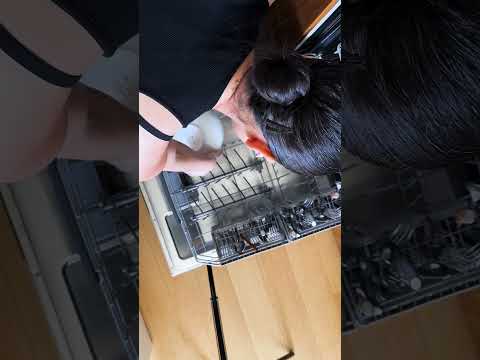 The Right Way to Load a Dishwasher