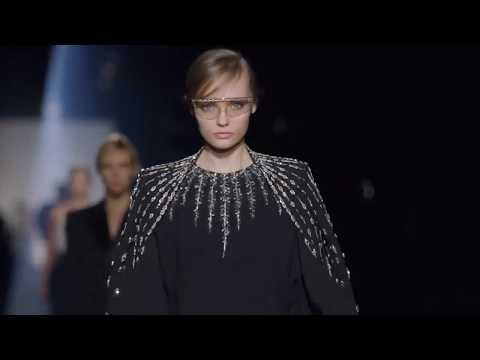 Givenchy FW 2019 (Live)