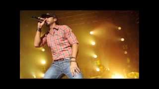 Luke Bryan Beer In The Headlights with Lyrics