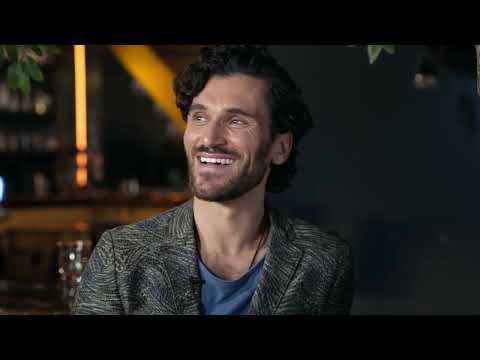 Vladimir Korneev in Montreal - "La Vie en Piaf" Interview