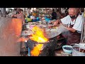 Erstaunlicher Wok Skill Meister Gebratene Garnelennudeln Mit Schweinefleisch Straßenessen