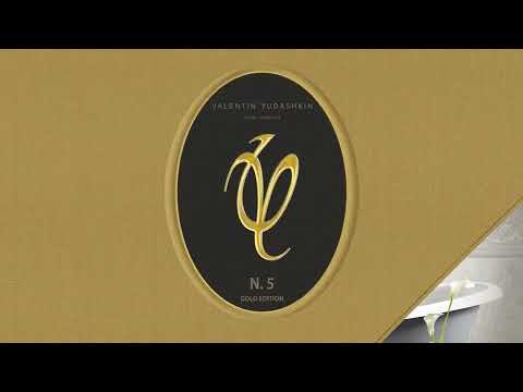 Valentin Yudashkin #5 Emiliana Parati ENG