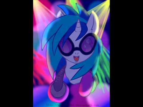 Technickel Pony: Vinyl Scratch at the Disco