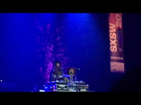 Erykah Badu live SXSW 2017 (pt1)