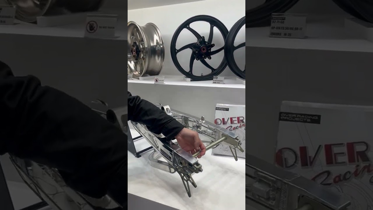 【東京モーターサイクルショー2026現地速報】オーヴァーレーシングブース