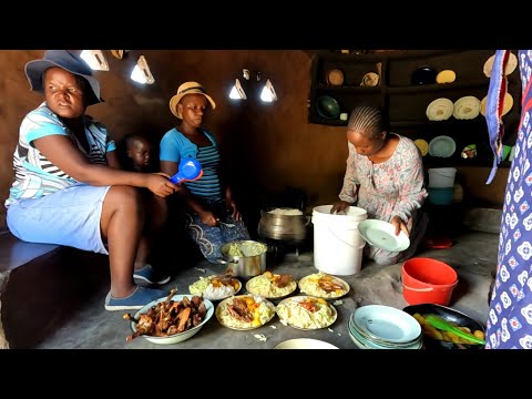 Cooking Delicious Food // Borehole Celebration part 2#zimbabweanyoutuber #zimbabweanvillage