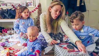 Our first Christmas with 3 kids!