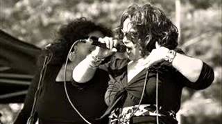 Teeny Tucker - I Wish We Could Go Back