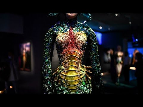 Thierry Mugler: The godfather of 1980s power dressing • FRANCE 24 English