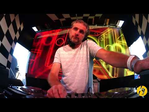 GEORGE'S PULSE ● CIRQUE MAGIQUE 2017 /SLASH9.TV