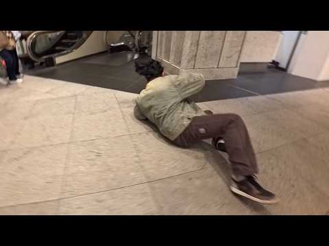 【逃げた先に手を広げた警察官】噛みつき攻撃に逃走&転倒　捕まると苦し紛れに「いじめられて」と言い訳する疑いがある男　ドキュメンタリー　スーパードミネーターリキ　日本のリアル　注意喚起