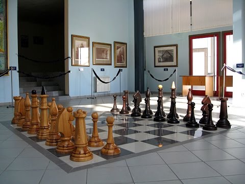 Город Шахмат (Элиста). City Chess (Russi