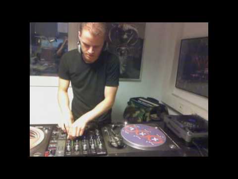 MOH Radio Live - Knocking Walls Down with D-Passion