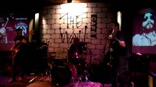 &quot;Aquela Coisa&quot;   Raul Seixas - Cláudio Roberto - Kika Seixas - ( Banda Cachorro Urubu)