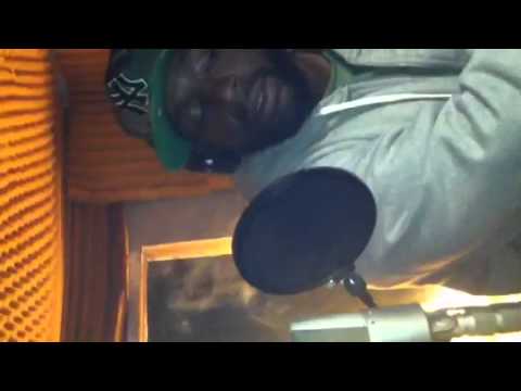 Nigga awsum n gold fingaz ...black snow mix tape session