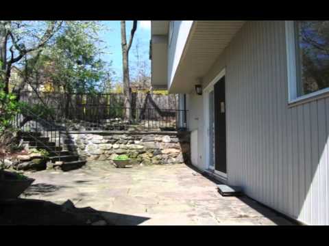 21 Floral Drive, Hastings-on-Hudson, NY presented by Therese Valvano