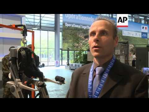 ROBOT SOLDIERS AT DEFENCE SHOW