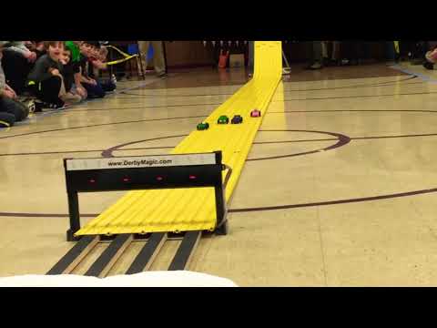 Pinewood derby race