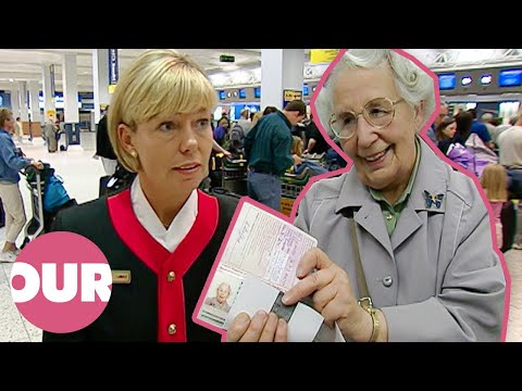 Airport Staff Deal With Chaos At The Check-In | Holiday Airline E2 | Our Stories
