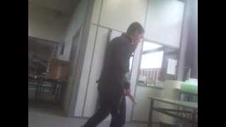 preview picture of video 'Langeweile in der Schule (Peter wird geknebelt xD)'