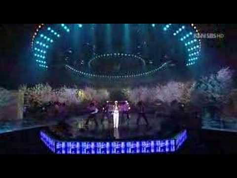 Lee Hyori -Don't Love Her (Live)