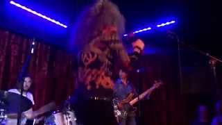 Dana Fuchs . Livin ' on sunday  . Live in London .  the Borderline