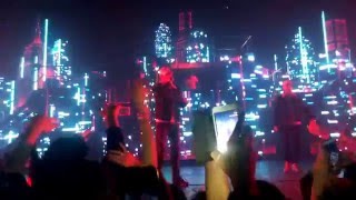 NEKFEU #FEUTOUR Laisse aller et Princesse