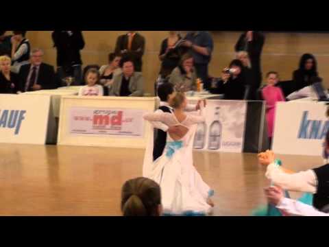 Latvian Standart Championship 2011 Ralfs Pļasunovs - Viviāna Stūrīte 1.8fin tango.wmv
