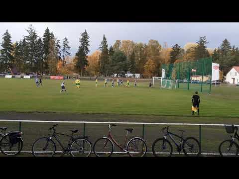 Rzut wolny Wojciech Wypusz  na 1:2  . Drawa Krzyż 4:4 Noteć Rosko