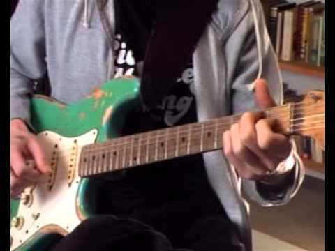 Cool Blues Riff Over a 12 Bar Progression - Blues Guitar Lesson