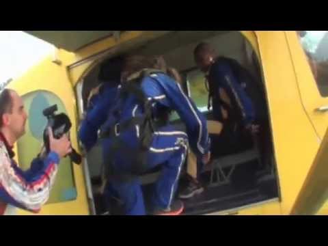 Sky diving nel cielo di Cremona