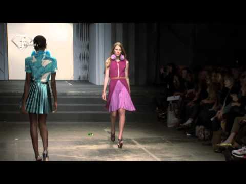 fashiontv | FTV.com - LONDON FW S/S 11 - HOUSE OF HOLLAND SHOW