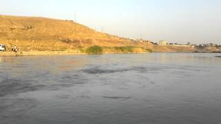 preview picture of video 'Cizre Nehri  Şetê Cizîre HD'
