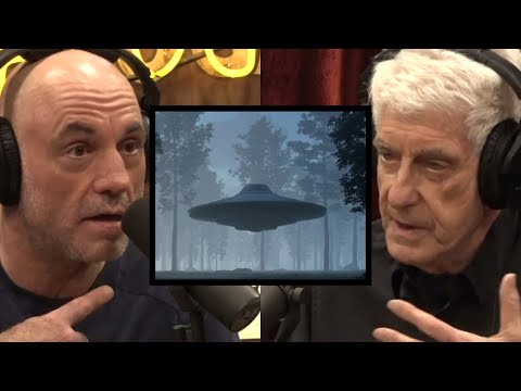 Jacques Vallée had a UFO encounter when he was 15 | JRE