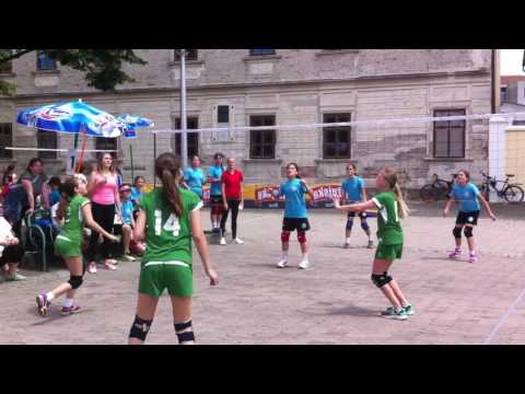 OK FORESTA-OK PIONIR Koz.Dubica 12:5 PRVI set Valpovo street volleyball 2016 11.06.2016.