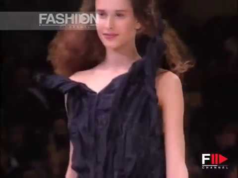 "Issey Miyake" Autumn Winter 1992 1993 Paris 3 of 3 Pret a Porter Woman by FashionChannel