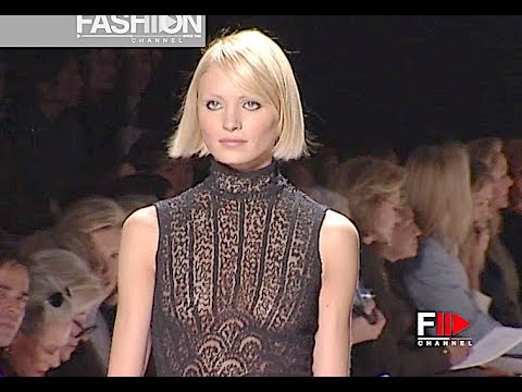 OSCAR DE LA RENTA Spring Summer 2001 New York - Fashion Channel