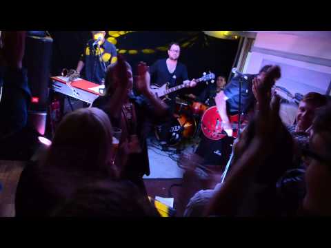 Thee Jenerators - Yellow Fruit Pastille - The Jamaica Inn - 29/06/13