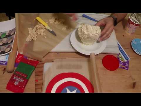Captain America - Hulk Cake