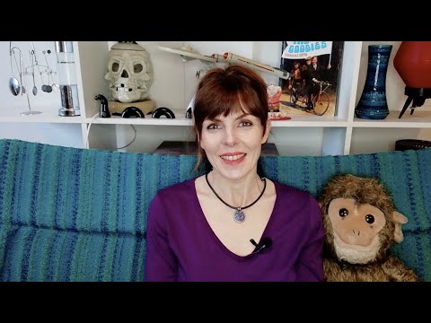 Reviewing 'The Goodies' S2.08 - 'Farm Fresh Food'