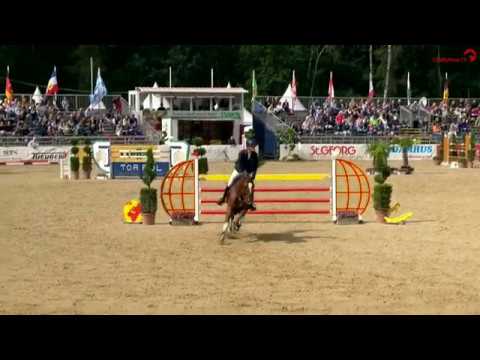 Zaccorado Blue v. Zirocco Blue VDL - Acorado - Caretino