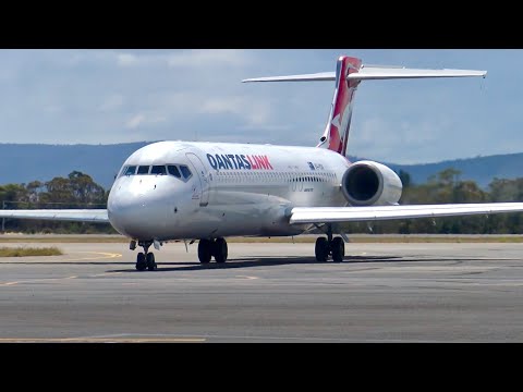 Onboard the Qantaslink Boeing 717-200 from Hobart to Sydney Video